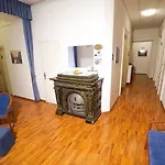 Nuovo Centro 2* ترييستي