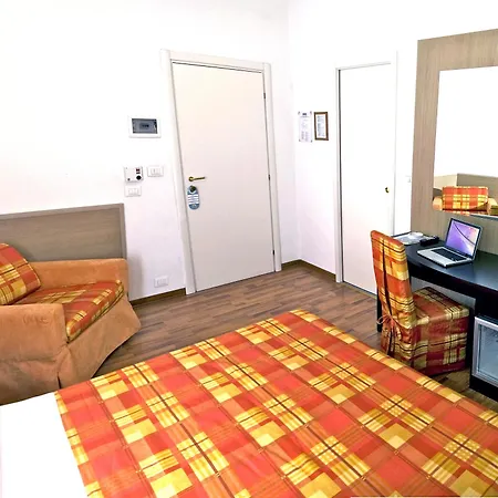 Nuovo Centro Hotel 2*