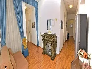 Nuovo Centro Szálloda Trieszt