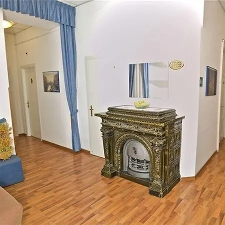 Nuovo Centro Trieszt