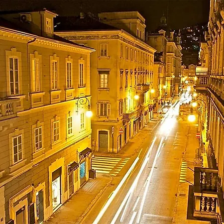 Nuovo Centro Hotel 2*