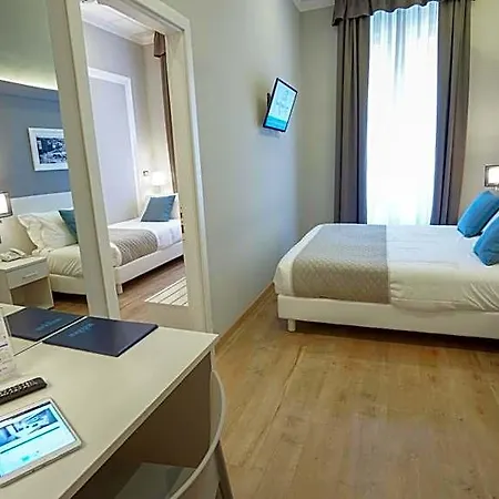 Hotel Nuovo Centro 2*